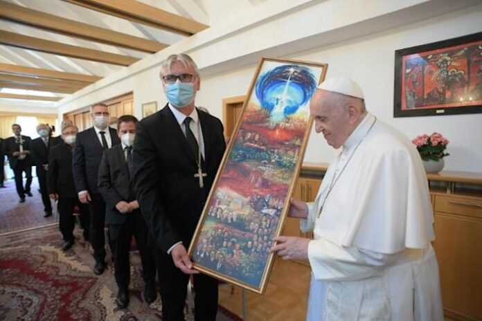El papa Francisco llega a Eslovaquia