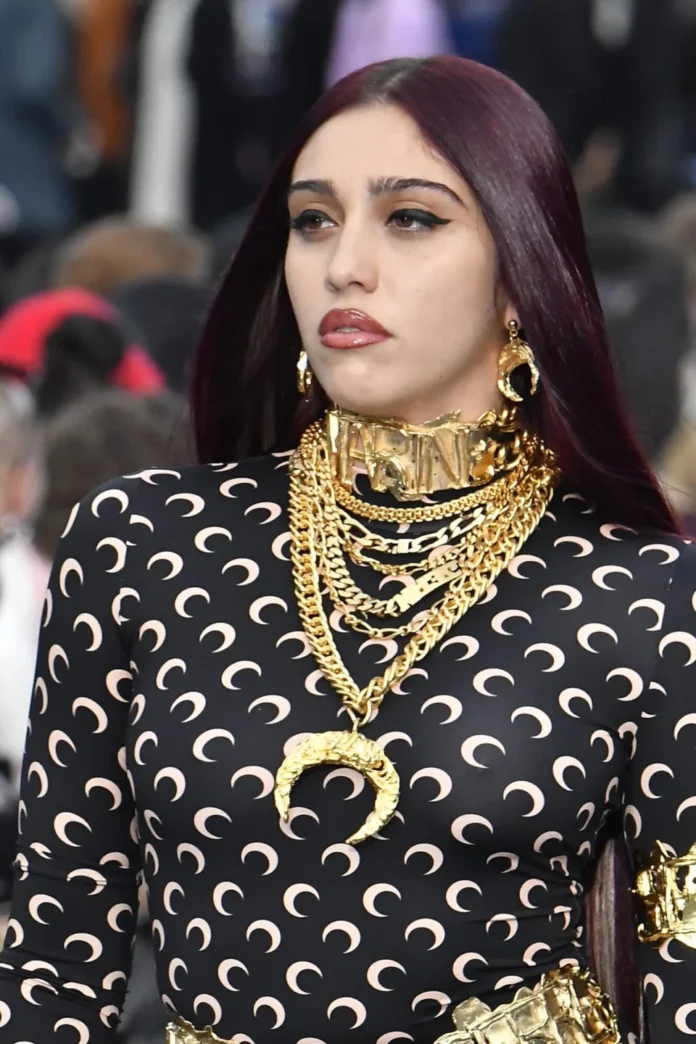 HIJA DE MADONNA DOS