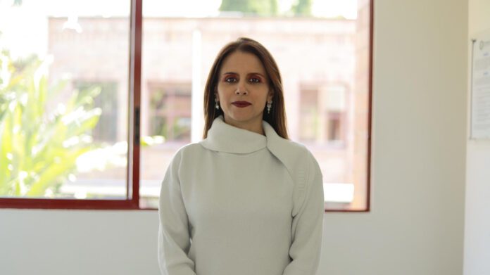 CLAUDIA ARENAS MEDICA CES